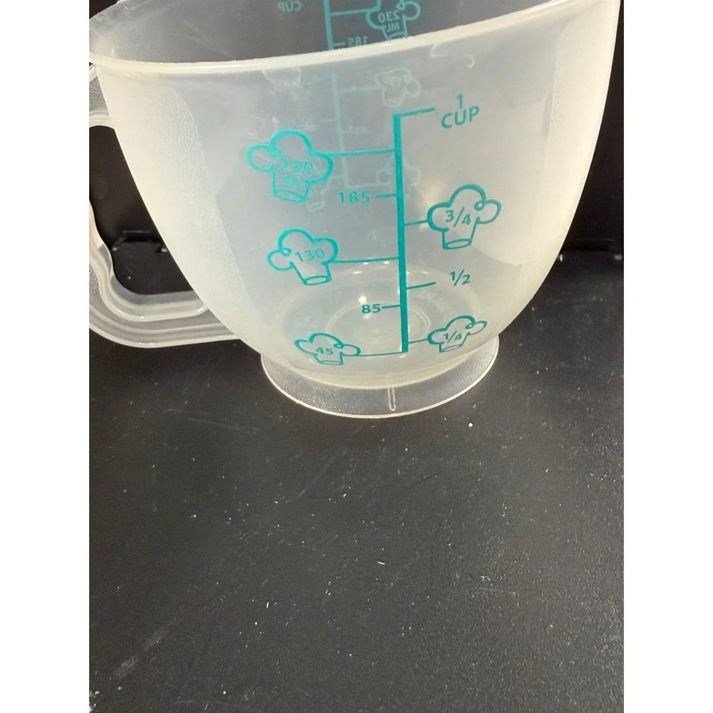 Tupperware 1 Cup kids Mixing Measuring Pitcher Frosted Plastic Teal Markings